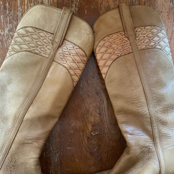 Vintage Leather Boots - Picture 2 of 11